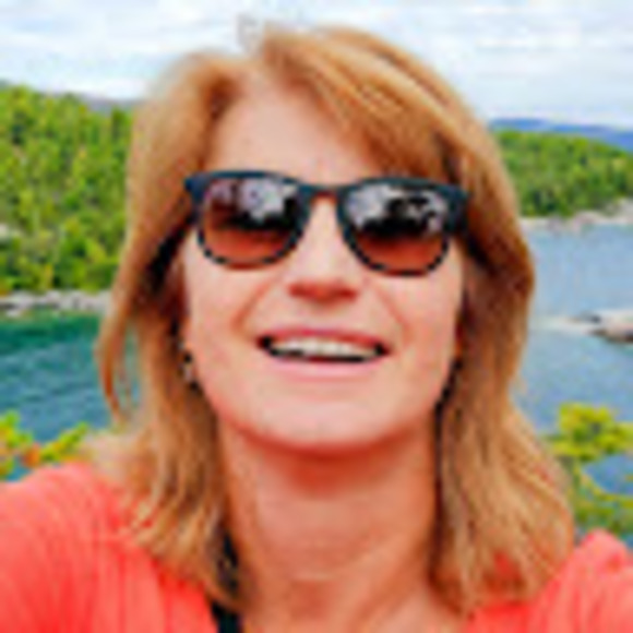 Meet your Posher, Leeann - Picture 1 of 1